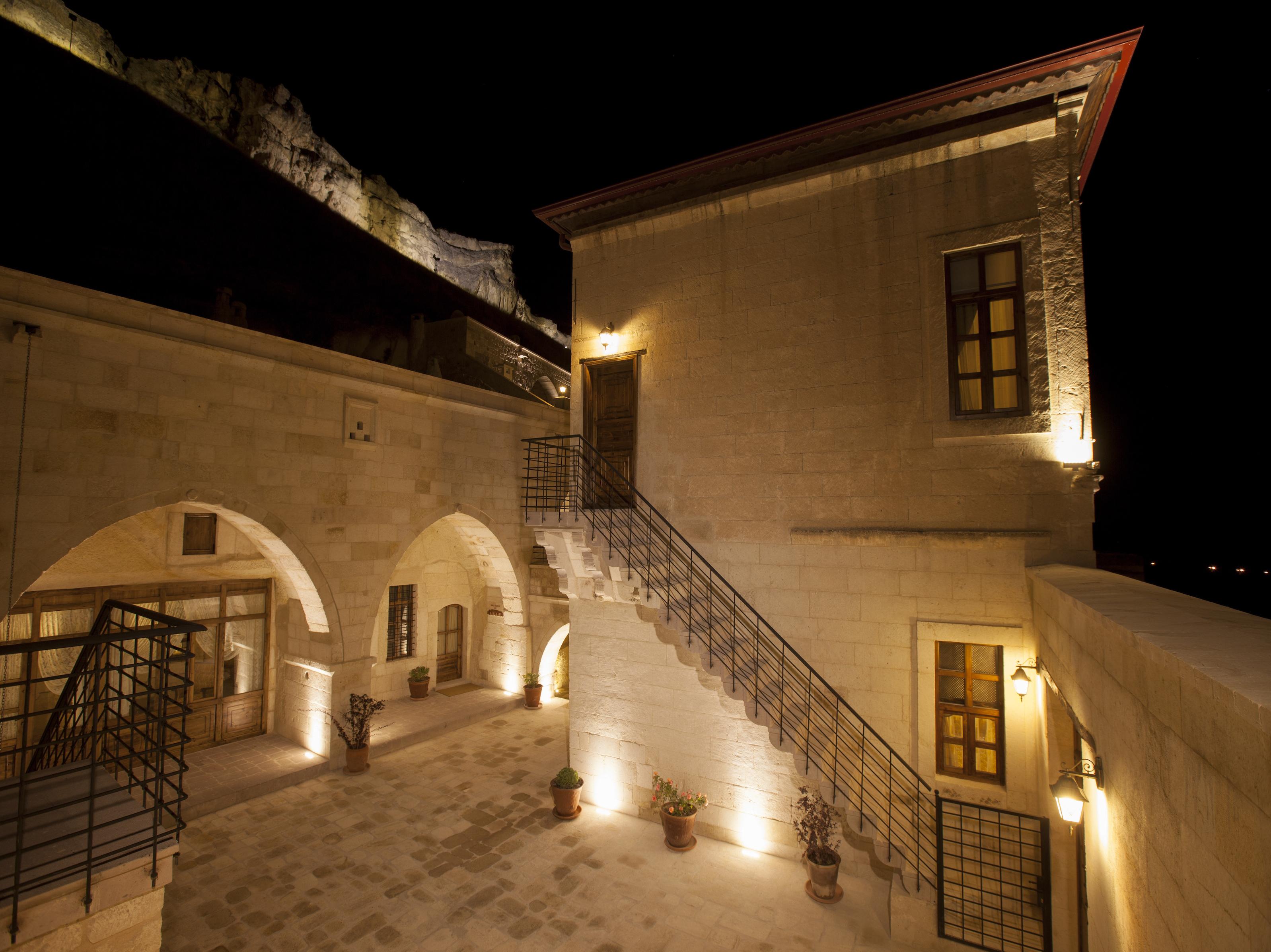 Отель Kayakapi Premium Caves Cappadocia Ургуп Экстерьер фото